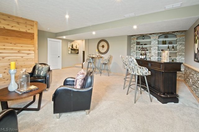 3618 Great Windsor Lane, Green, OH 44685