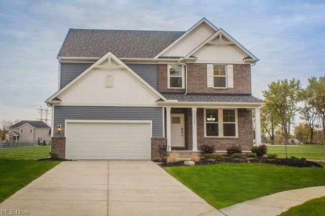 3618 Great Windsor Lane, Green, OH 44685
