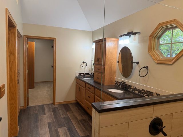 1330 N Hickory Creek, Wichita, KS 67235