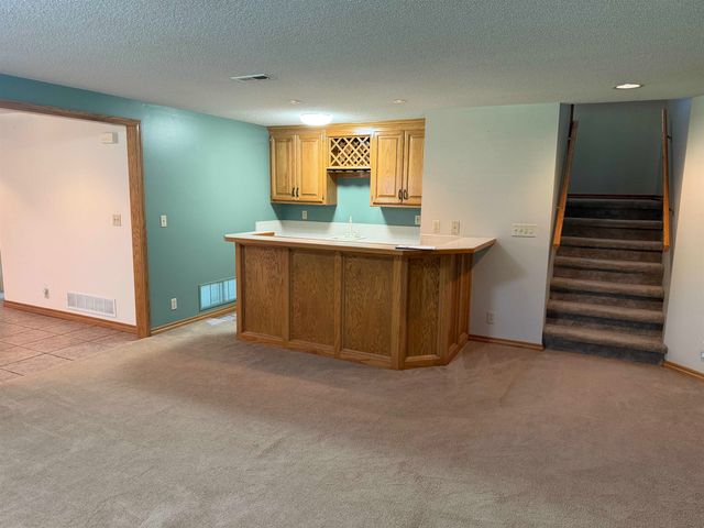 1330 N Hickory Creek, Wichita, KS 67235