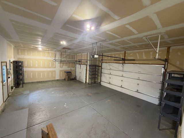 1330 N Hickory Creek, Wichita, KS 67235