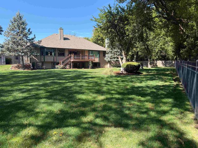 1330 N Hickory Creek, Wichita, KS 67235
