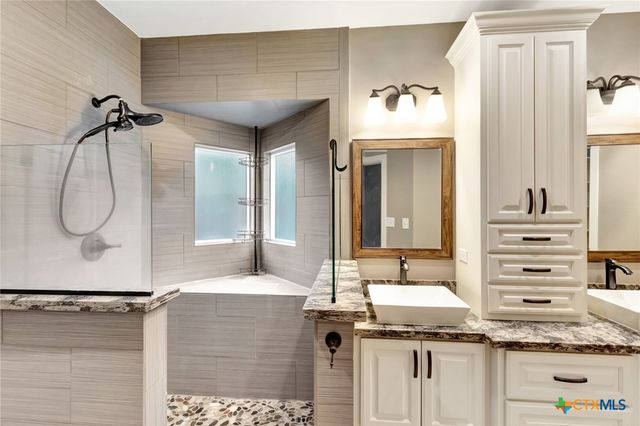 107 Masters Court, Victoria, TX 77904