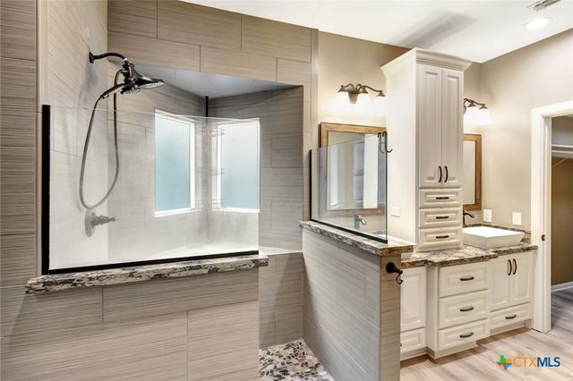 107 Masters Court, Victoria, TX 77904