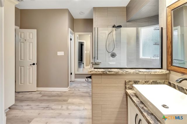 107 Masters Court, Victoria, TX 77904