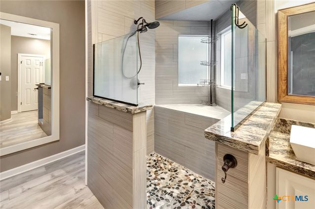 107 Masters Court, Victoria, TX 77904