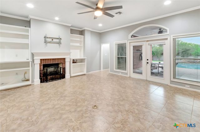 107 Masters Court, Victoria, TX 77904