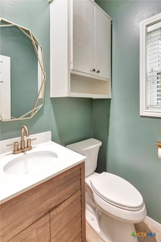 107 Masters Court, Victoria, TX 77904