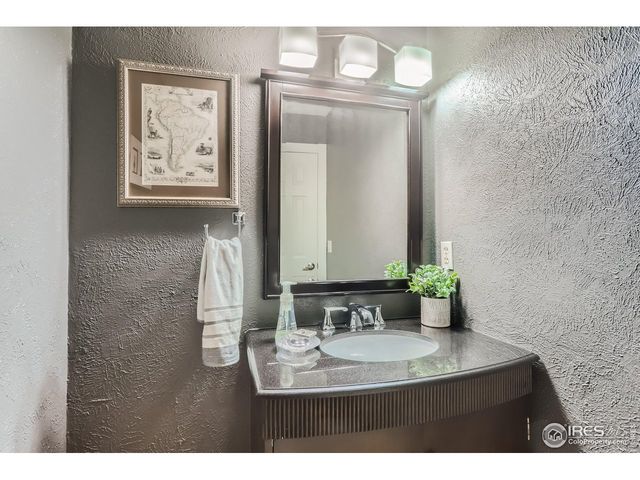 3673 Hazelwood Ct, Boulder, CO 80304