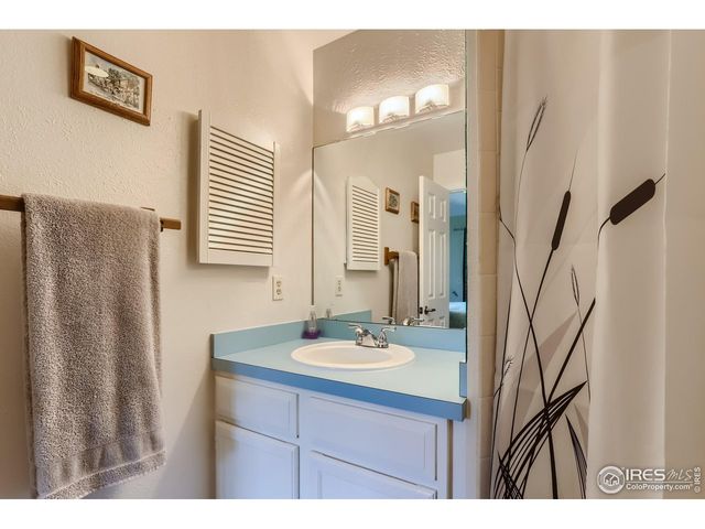 3673 Hazelwood Ct, Boulder, CO 80304