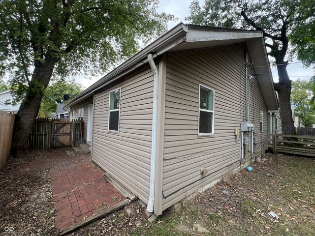 1609 S Randolph Street, Indianapolis, IN 46203