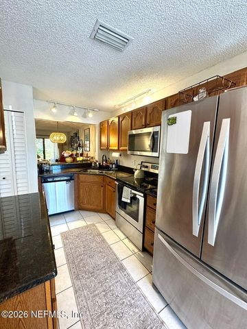 7620 BAYMEADOWS Circle 2244, Jacksonville, FL 32256