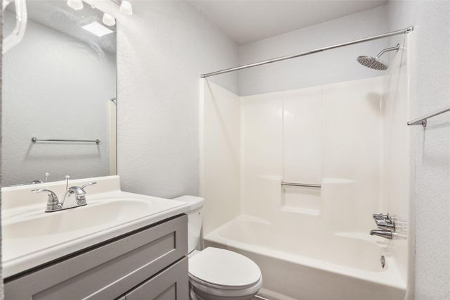 7415 VINTAGE HILLS DR A, Austin, TX 78723