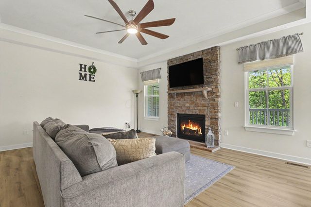 252 Arlington Drive, Pickerington, OH 43147