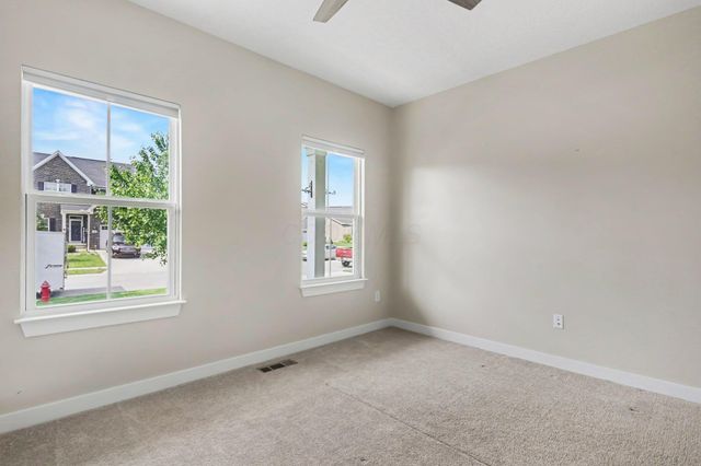 252 Arlington Drive, Pickerington, OH 43147