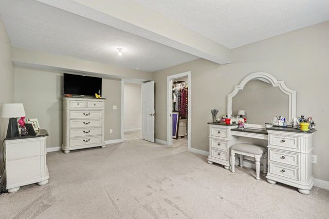 252 Arlington Drive, Pickerington, OH 43147