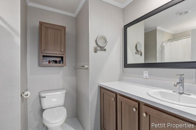 7204 E Grand River Avenue 253, Portland, MI 48875