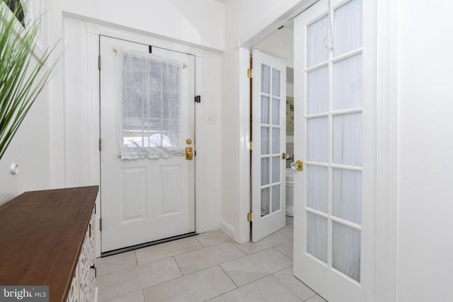 235 DEAN ST, West Chester, PA 19382