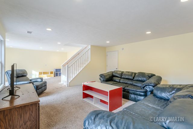 18486 W Spring Lake Road, Spring Lake, MI 49456