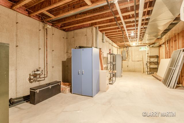 18486 W Spring Lake Road, Spring Lake, MI 49456