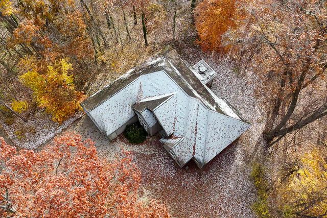 18486 W Spring Lake Road, Spring Lake, MI 49456