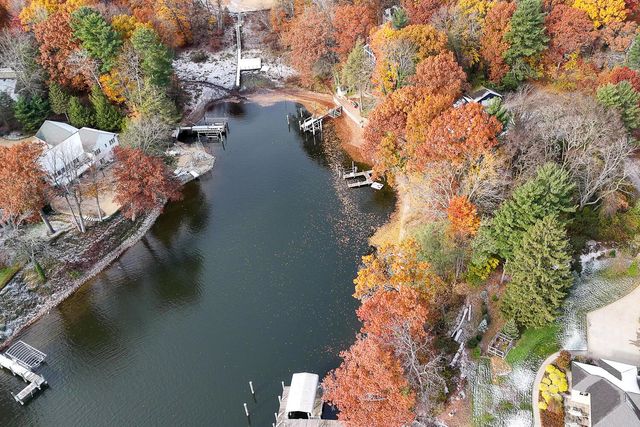 18486 W Spring Lake Road, Spring Lake, MI 49456