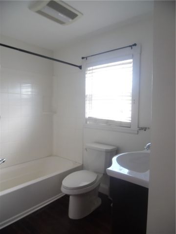 51 Union Street 2, Warren, RI 02885