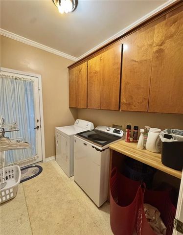 1429 Regency Oaks Drive E, Mobile, AL 36609