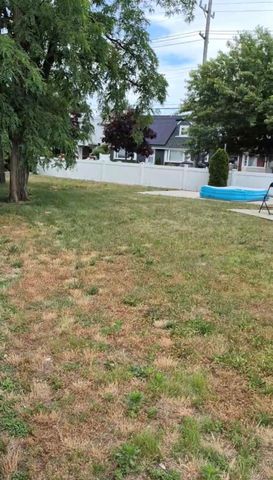 16 Pilot Street, Hempstead, NY 11550