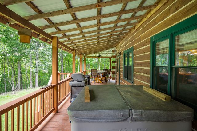 113 Allens Way, Crossville, TN 38572