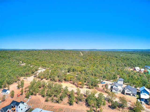 133 Lower Greenway, Carlton Landing, OK 74432