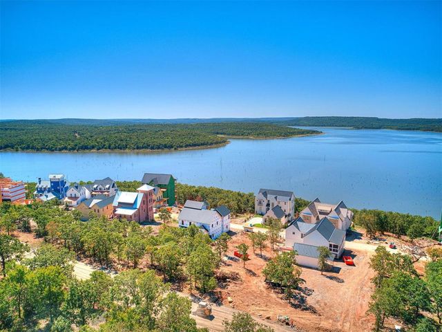 133 Lower Greenway, Carlton Landing, OK 74432