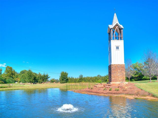 133 Lower Greenway, Carlton Landing, OK 74432