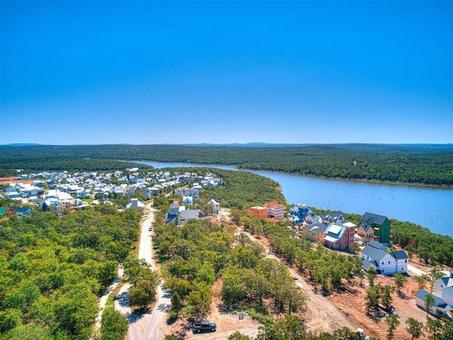 133 Lower Greenway, Carlton Landing, OK 74432