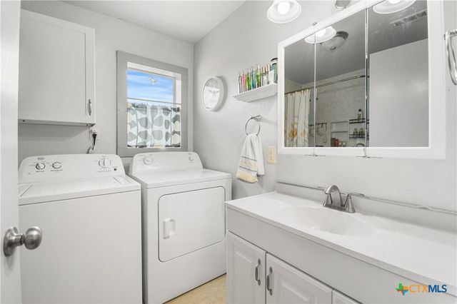 1035 Madeline Street, New Braunfels, TX 78132