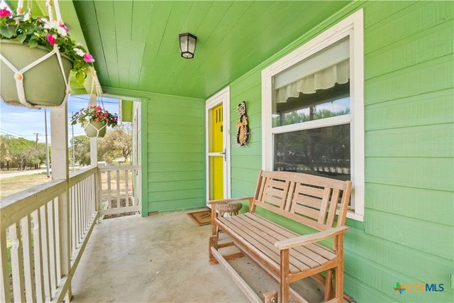 1035 Madeline Street, New Braunfels, TX 78132