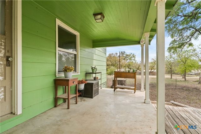 1035 Madeline Street, New Braunfels, TX 78132