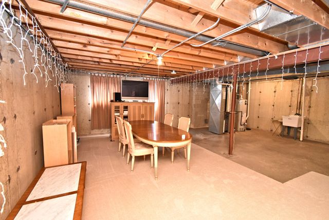 1809 185th Street, Lansing, IL 60438