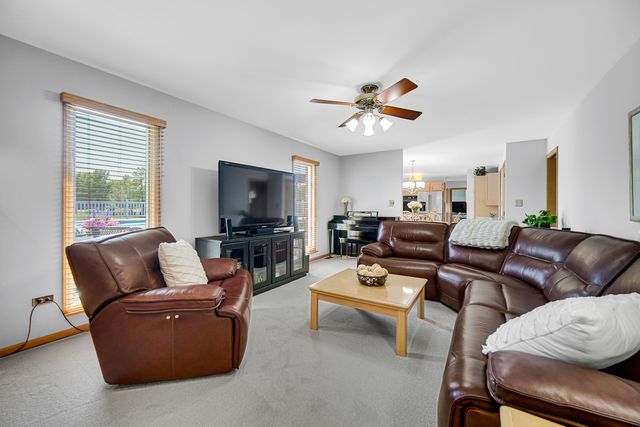 1809 185th Street, Lansing, IL 60438