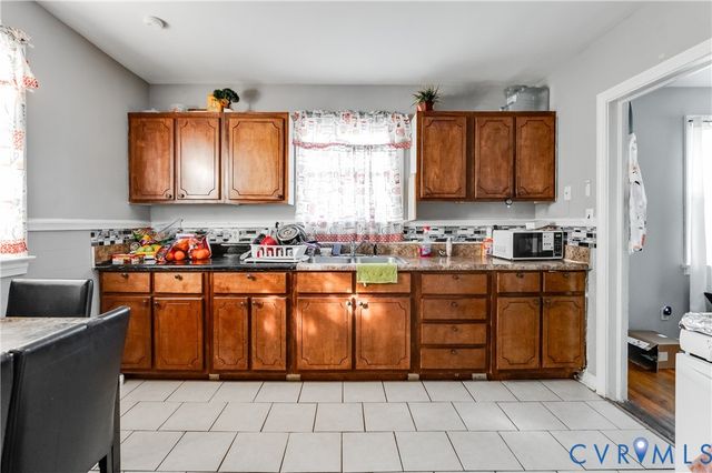 2138 Hill St, Petersburg, VA 23803