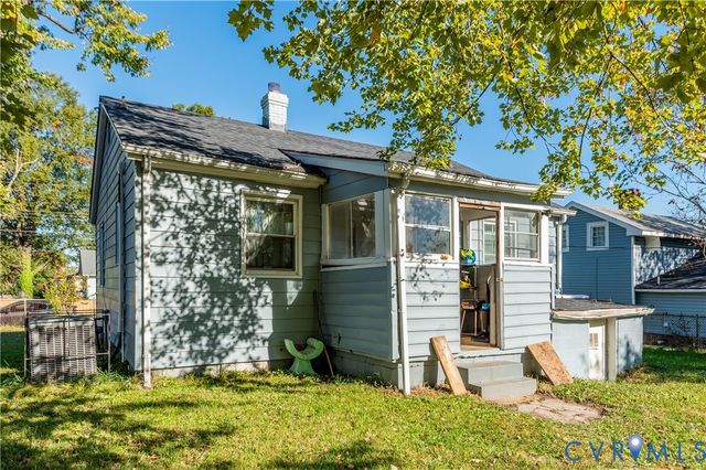 2138 Hill St, Petersburg, VA 23803