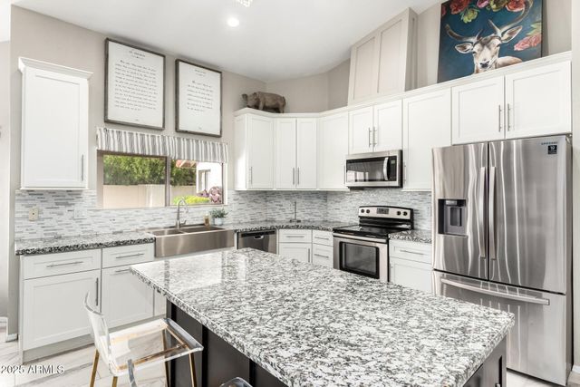 10468 E MISSION Lane, Scottsdale, AZ 85258