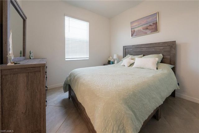 2155 Hamlin ST, Naples, FL 34120