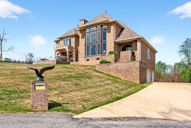 501 River Trace Dr, Dover, TN 37058