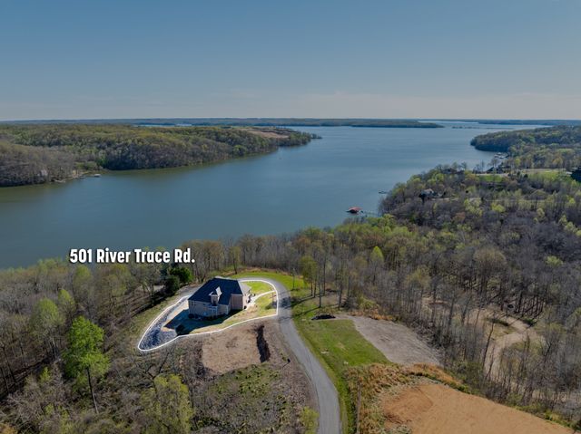 501 River Trace Dr, Dover, TN 37058