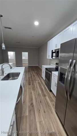 4766 Haw Branch Road 203, Sebring, FL 33875