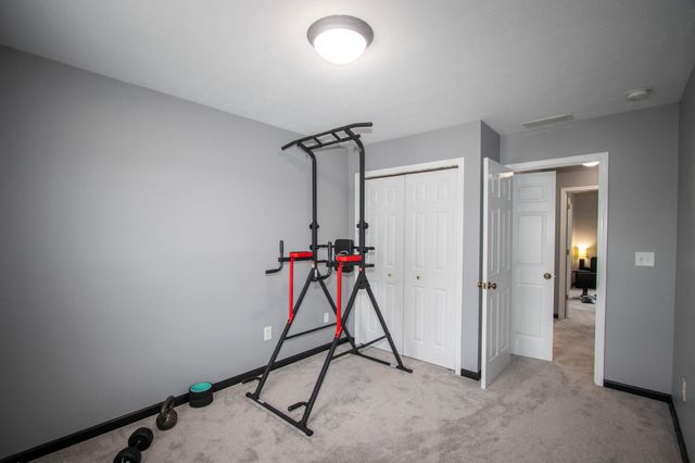 568 Fox Burrow Court, Valparaiso, IN 46385