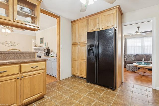 104 Myers RD, Yorktown, VA 23693