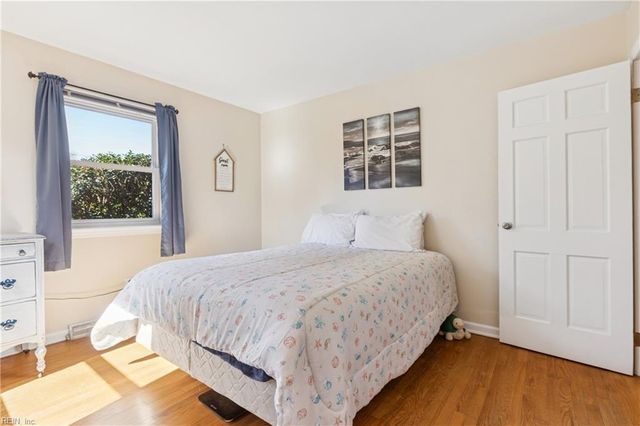 104 Myers RD, Yorktown, VA 23693