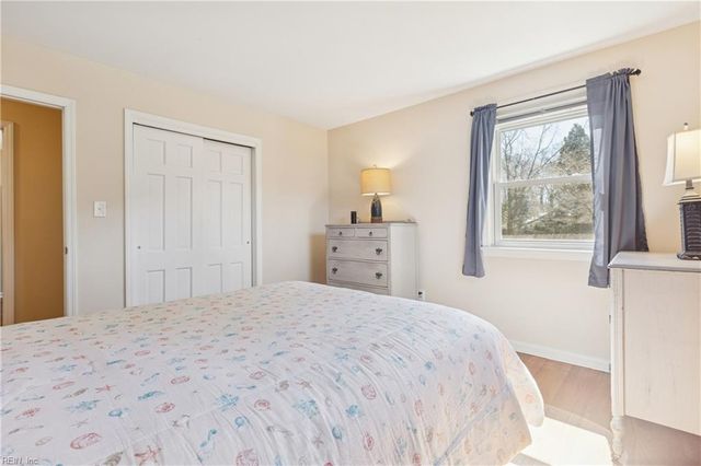 104 Myers RD, Yorktown, VA 23693